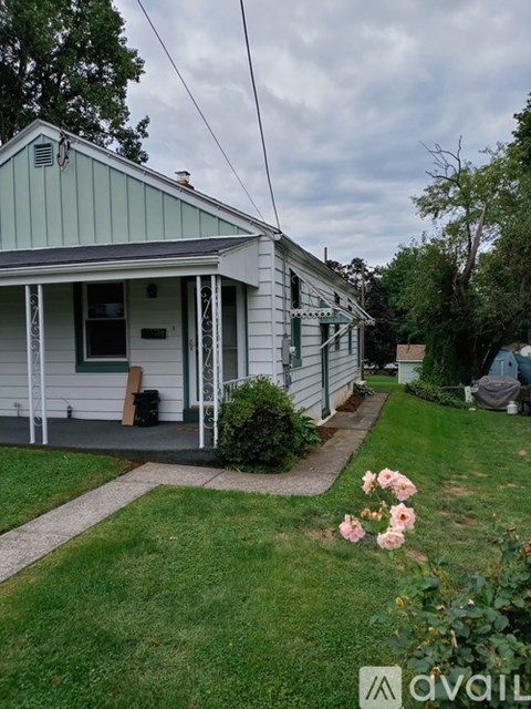 220 South 13Th Street 2 Beds Apartment for Rent