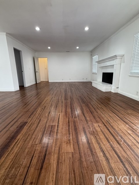 12622 Fletcher Dr 5 Beds Apartment for Rent
