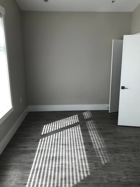 3449 East 28Th Ave. 5 Beds Apartment for Rent