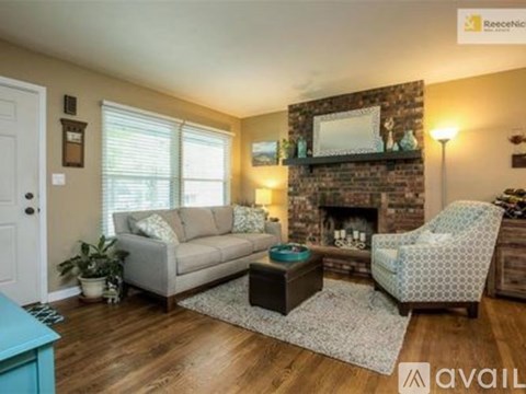 7721 Rosewood Drive 3 Beds Apartment for Rent