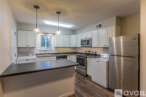 26 South Morrison Street 2 Beds Apartment for Rent