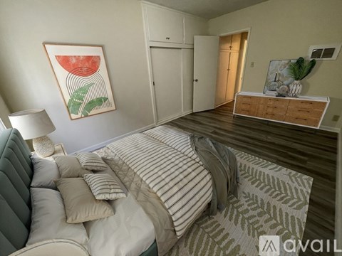365 W Doran 2 Beds Apartment for Rent