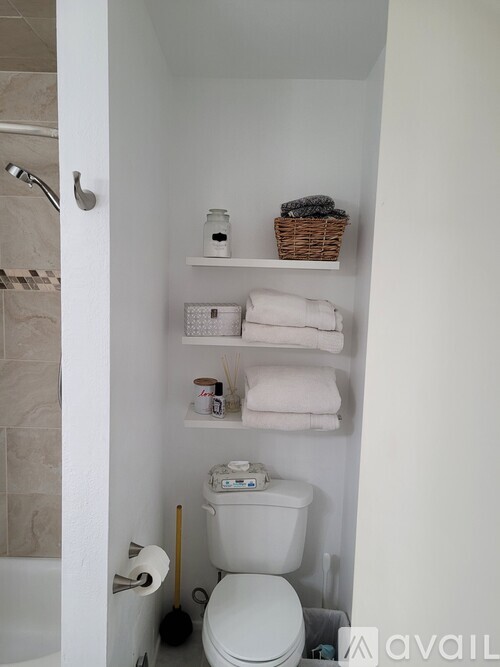 367 Northgate Drive 3 Beds Townhouse for Rent - Photo gallery 2