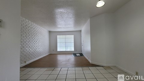 9005 Long Point Road 2 Beds Apartment for Rent