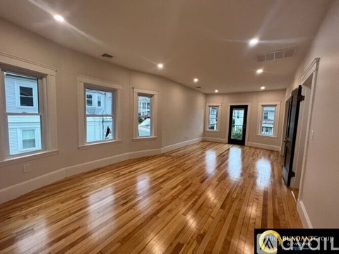 151 Hillside Rd 3 Beds Apartment for Rent