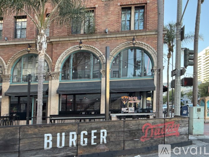 A Burger restaurant with a sign that says "Daddy" on it.