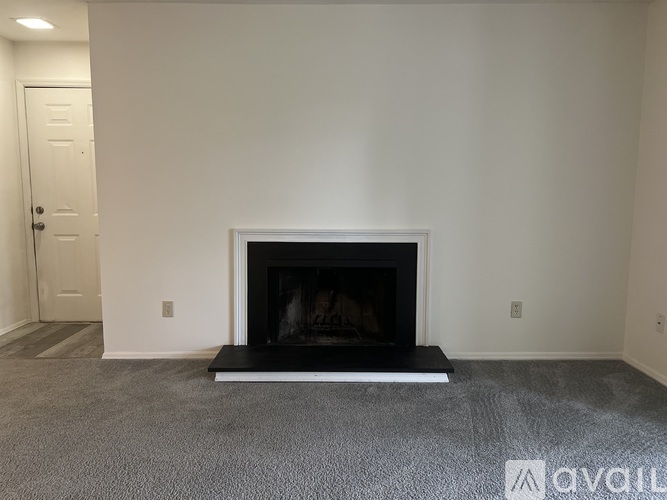 1648 Raleigh Cir 2 Beds Single Family Home for Rent - Photo gallery 3