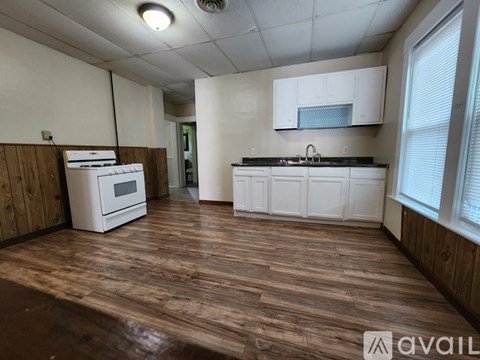 1864 Seneca St 3 Beds Apartment for Rent