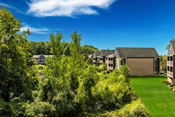 5310 Kellogg Woods Drive SE 1-2 Beds Apartment for Rent - Photo Gallery 5