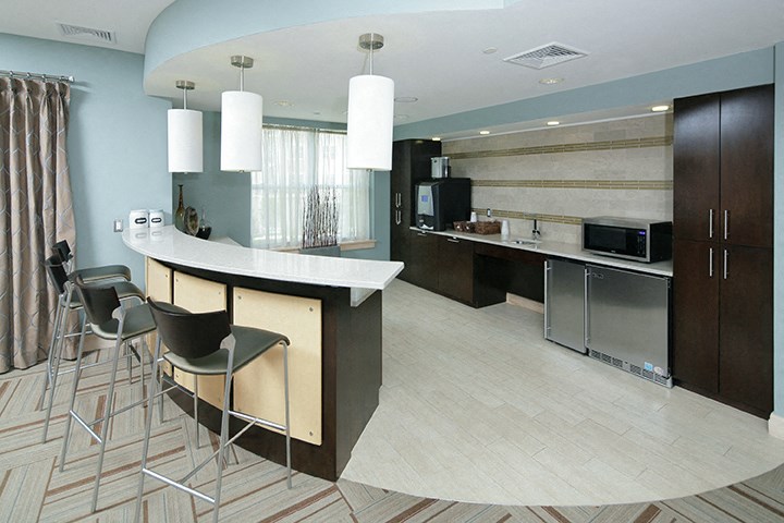 Resident lounge and coffee bar