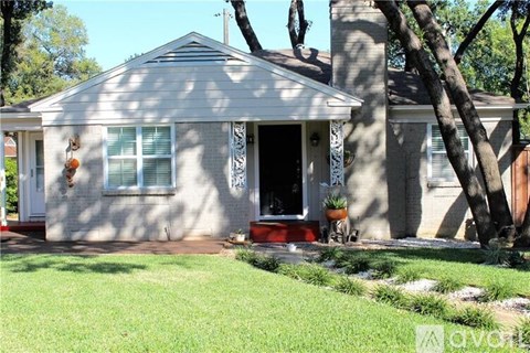 610 Cliffdale Avenue 2 Beds Apartment for Rent