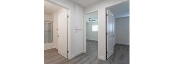 2 Bedrooms, 1 Bathroom