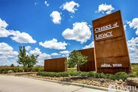 2928 Hackberry Creek Trail 4 Beds Apartment for Rent