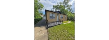 3/2 1221 sqft