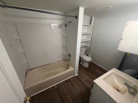 432 N I 2 Beds Apartment for Rent