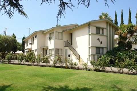 A white building with the number 418 on it.