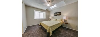 3/2 1200 sqft