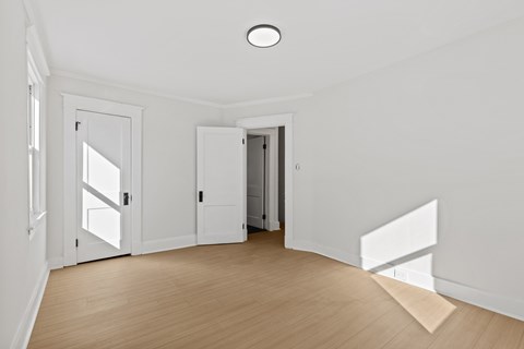 3200 West Rogers Avenue 3 Beds Apartment for Rent