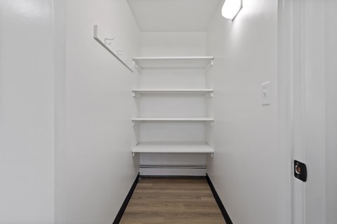 2708 Wehnwood Road 1-5 Beds Apartment for Rent