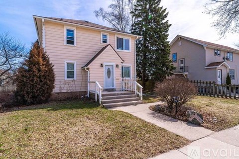 2819 S 10Th St 3 Beds Apartment for Rent