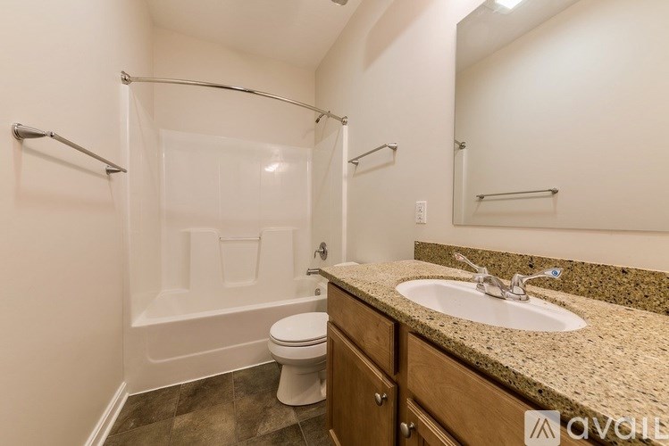 12 Cunliffe Way 2 Beds Apartment for Rent - Photo Gallery 6