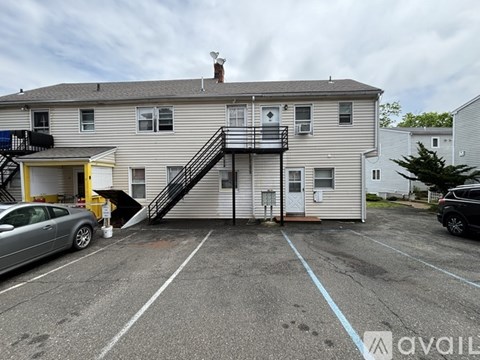 26 Fairfield Ave 1 Bed Apartment for Rent