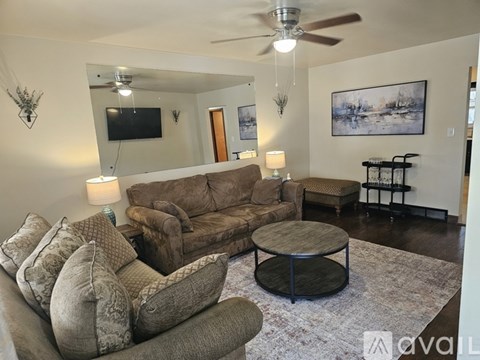 545 Woodland Ave 4 Beds Apartment for Rent