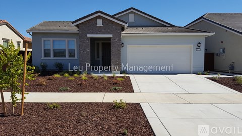 5074 Sycamore Canyon Dr 2 Beds Apartment for Rent