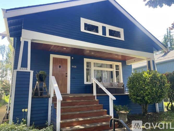 4418 N Vancouver Ave 1 Apartment for Rent - Photo gallery 2
