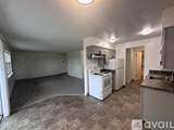 2-bedroom apartment at 815 Harrison St in Oregon City