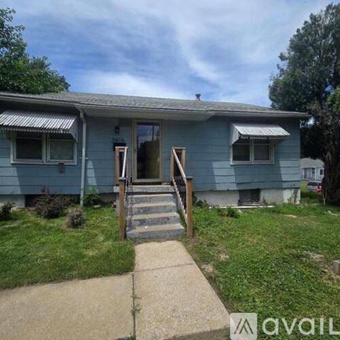 2416 E 53Rd St 2 Beds Apartment for Rent