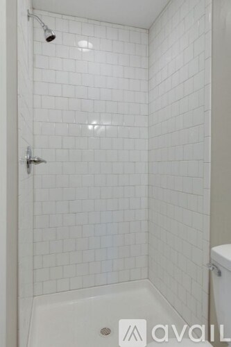 Source URL: https://prod-avail.s3.amazonaws.com/public_images/41503390/listing/IMG_3962.jpeg