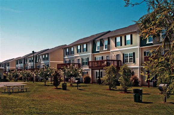 Copper BeechStatesboro Apartments, 1400 Statesboro Place