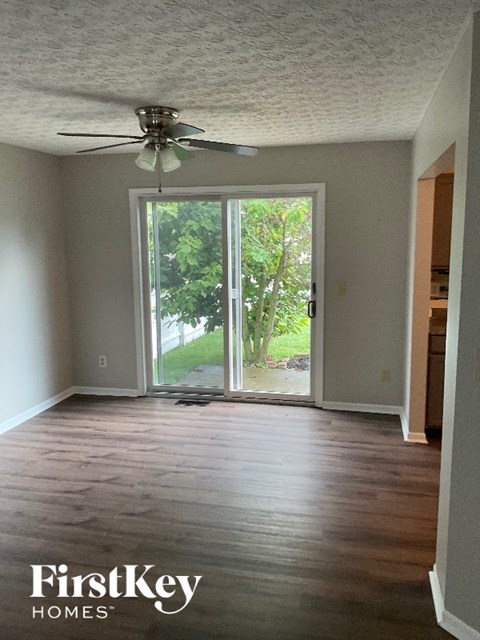 167 Gala Ave 3 Beds Apartment for Rent