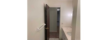2 Bedrooms, 1 Bathroom