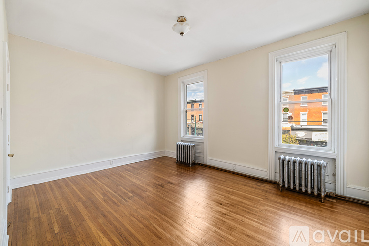2808 W Girard Ave 2 Beds Apartment for Rent - Photo gallery 5