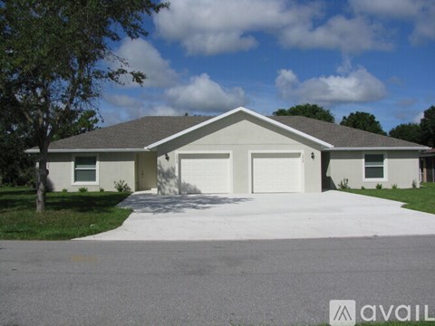 1228 Navigator Rd 3 Beds Apartment for Rent