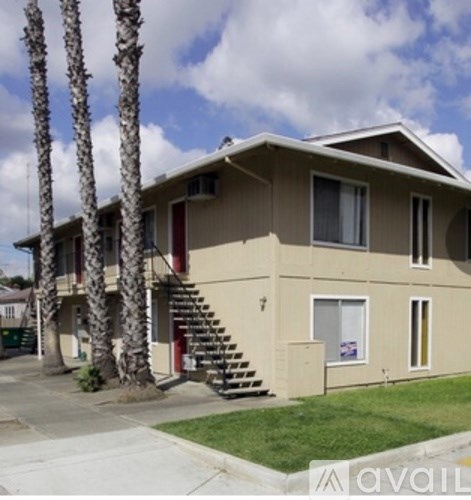 473 East Arcade Street 1 Bed Apartment for Rent