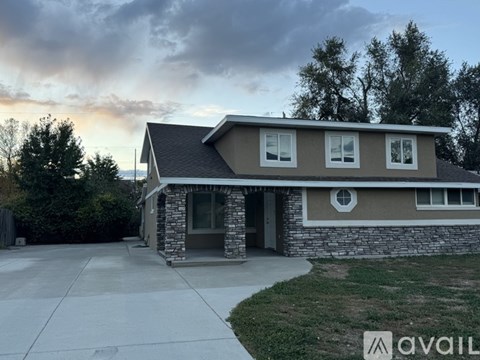 781 Sherwood Drive 5 Beds Apartment for Rent