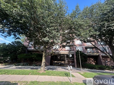 777 North Macquesten Parkway 1 Bed Apartment for Rent