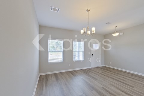 7355 Foggy River Dr 5 Beds Apartment for Rent