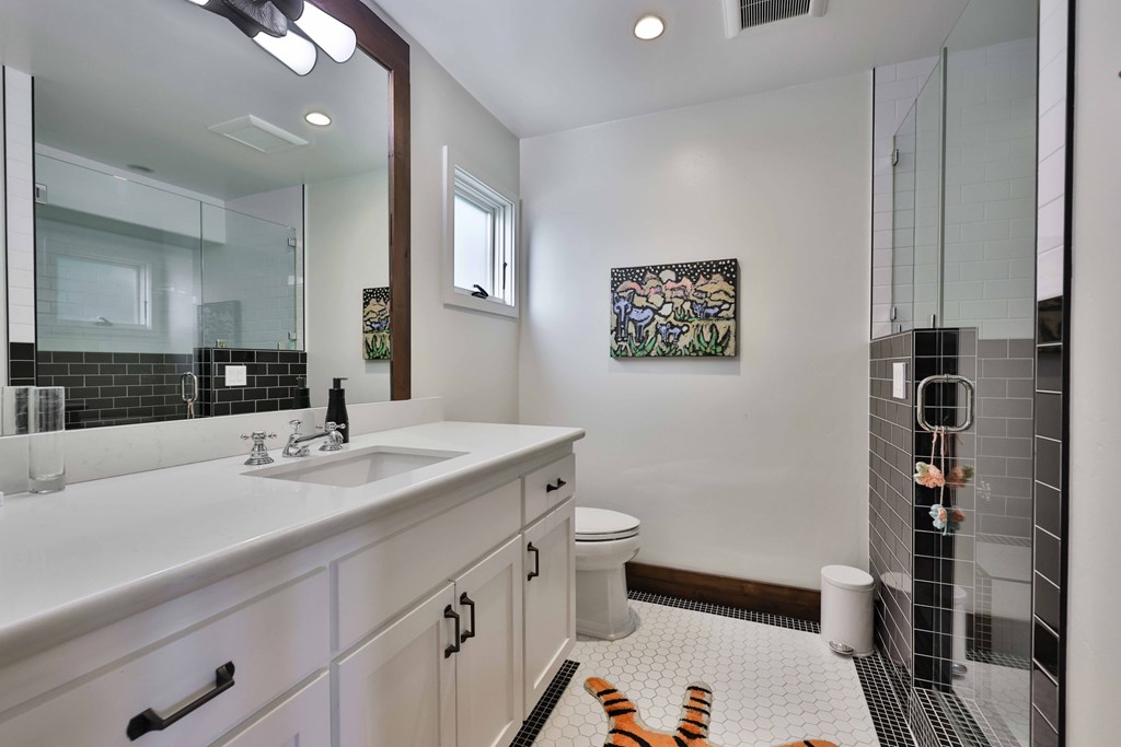 701 Margarita Ave. 3 Beds House for Rent - Photo Gallery 11