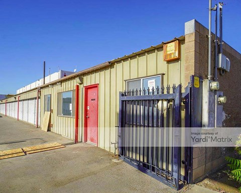 Storage Units for Rent available at 2929 16Th Street, Bakersfield, CA 93301