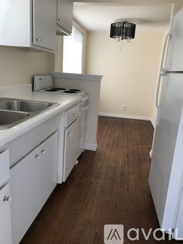 937 N Pontiac Trail 1 Bed Apartment for Rent