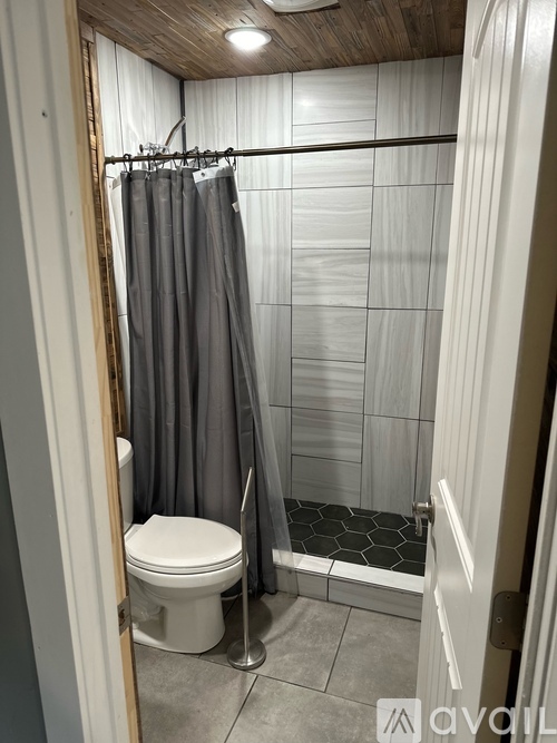 1203 South Husband Street 1 Single Family Home for Rent - Photo gallery 3
