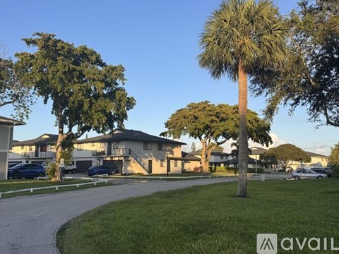 206 E Tiffany Dr 2 Beds Apartment for Rent