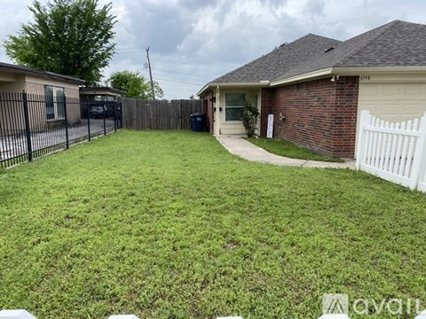 6748 Trail Lake Dr 3 Beds Apartment for Rent