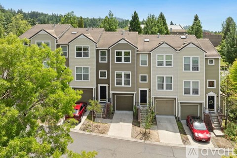 2732 Northwest Kennedy Court 3 Beds Apartment for Rent