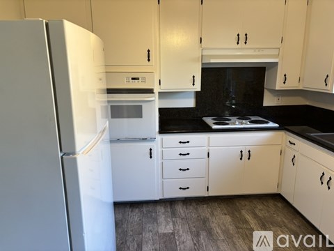 781 Humboldt Street 2 Beds Apartment for Rent