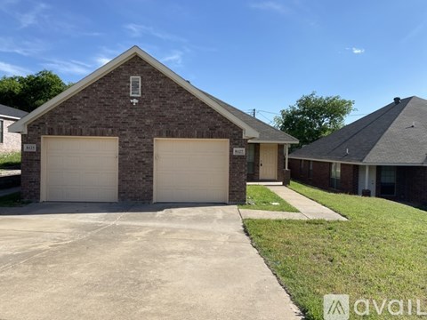 8127 Doreen Ave 3 Beds Apartment for Rent